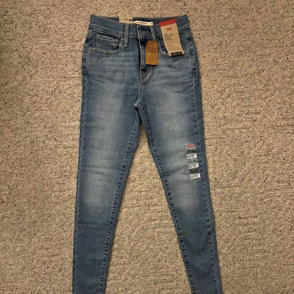 Levi's Women's Jeans 25X28 - 720 High Rise Super Skinny - New With Tags